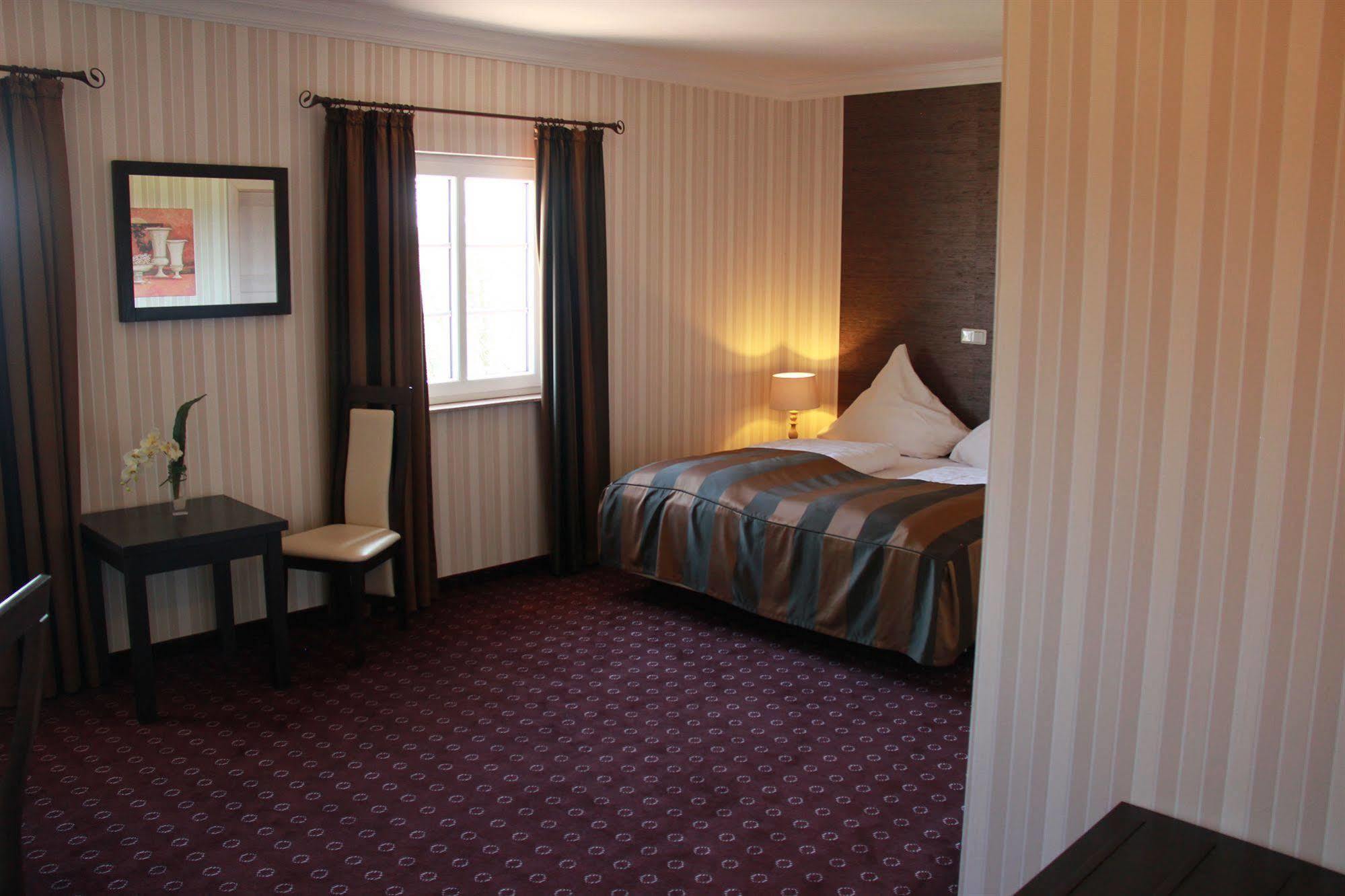 Waldhotel Marienheide Eksteriør billede